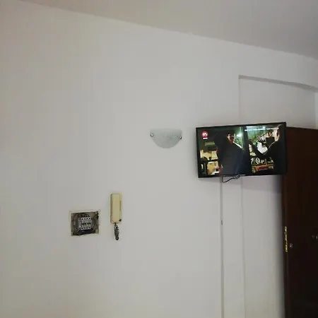 Callipigia Apartment *